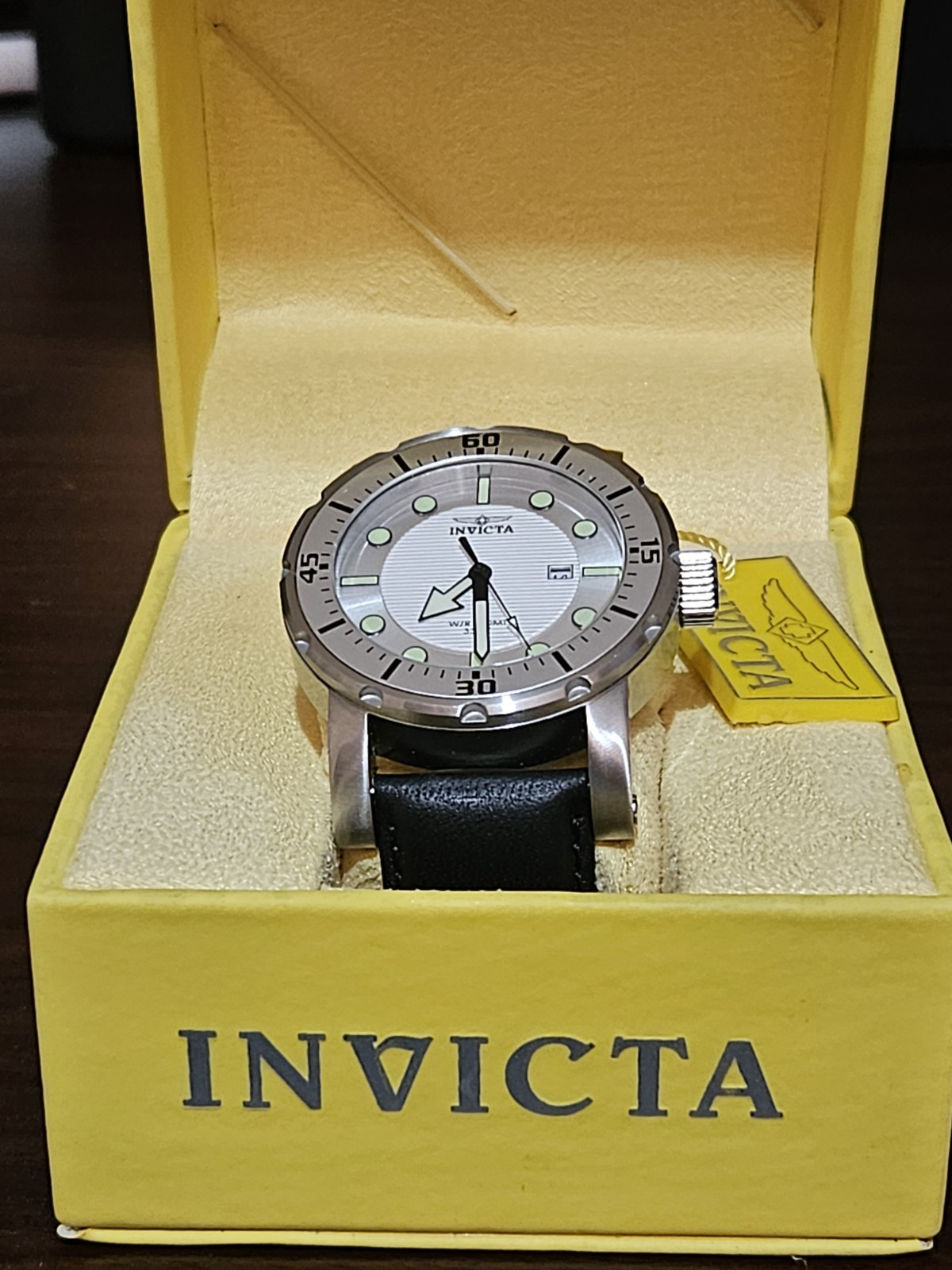 Invicta Men’s Pro Diver Model. No. 5429 – New w/Box And Tag. No Papers