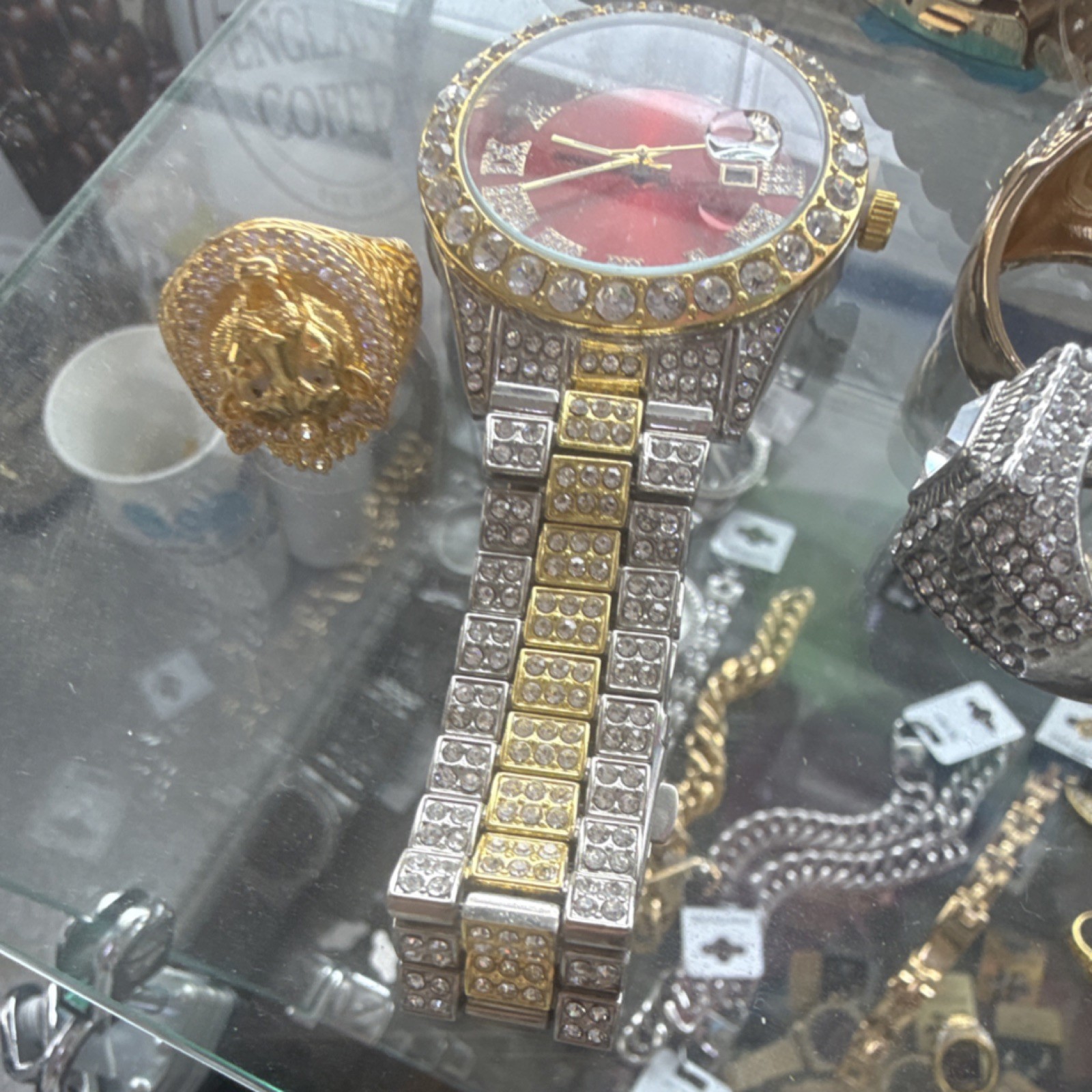 Luxury Gold Silver Diamond Accent Men’s Wristwatch Red Dial Metal Bracelet