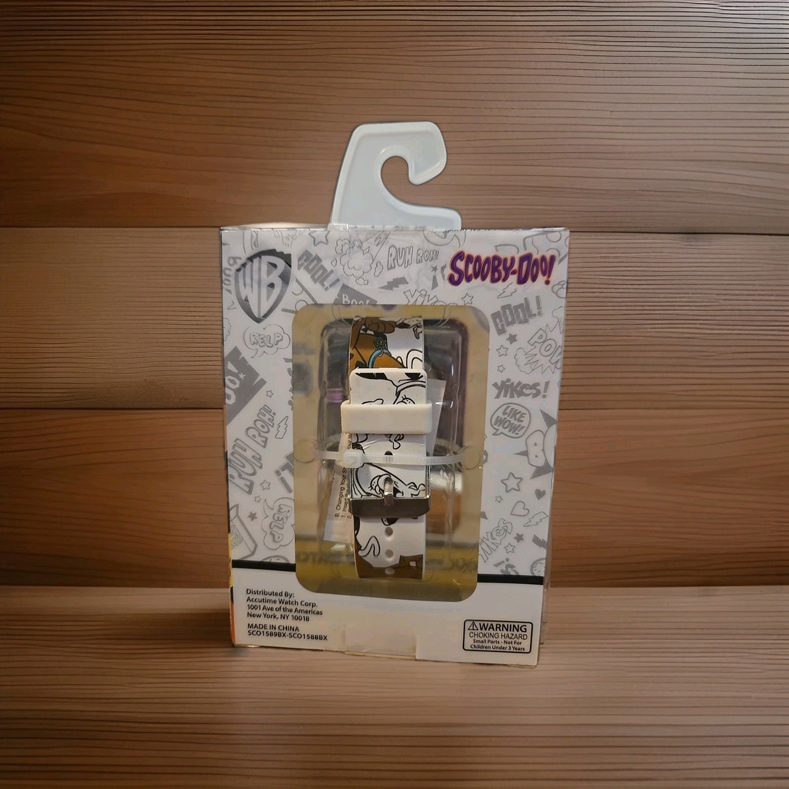 WB SCOOBY-DOO TOUCHSCREEN LED WATCH BY ACCUTIME NEW!