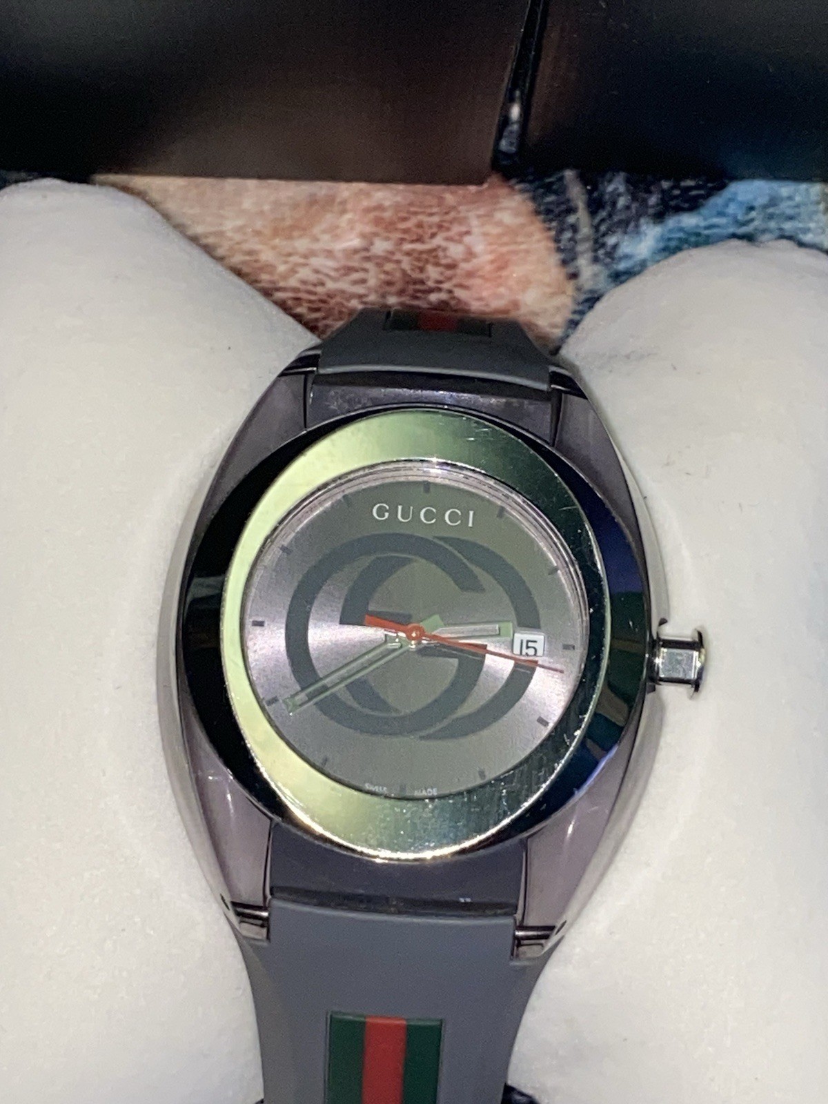 Authentic Gucci Sync 137.1 Swiss Quartz Watch Runs W/ Original Box & Papers