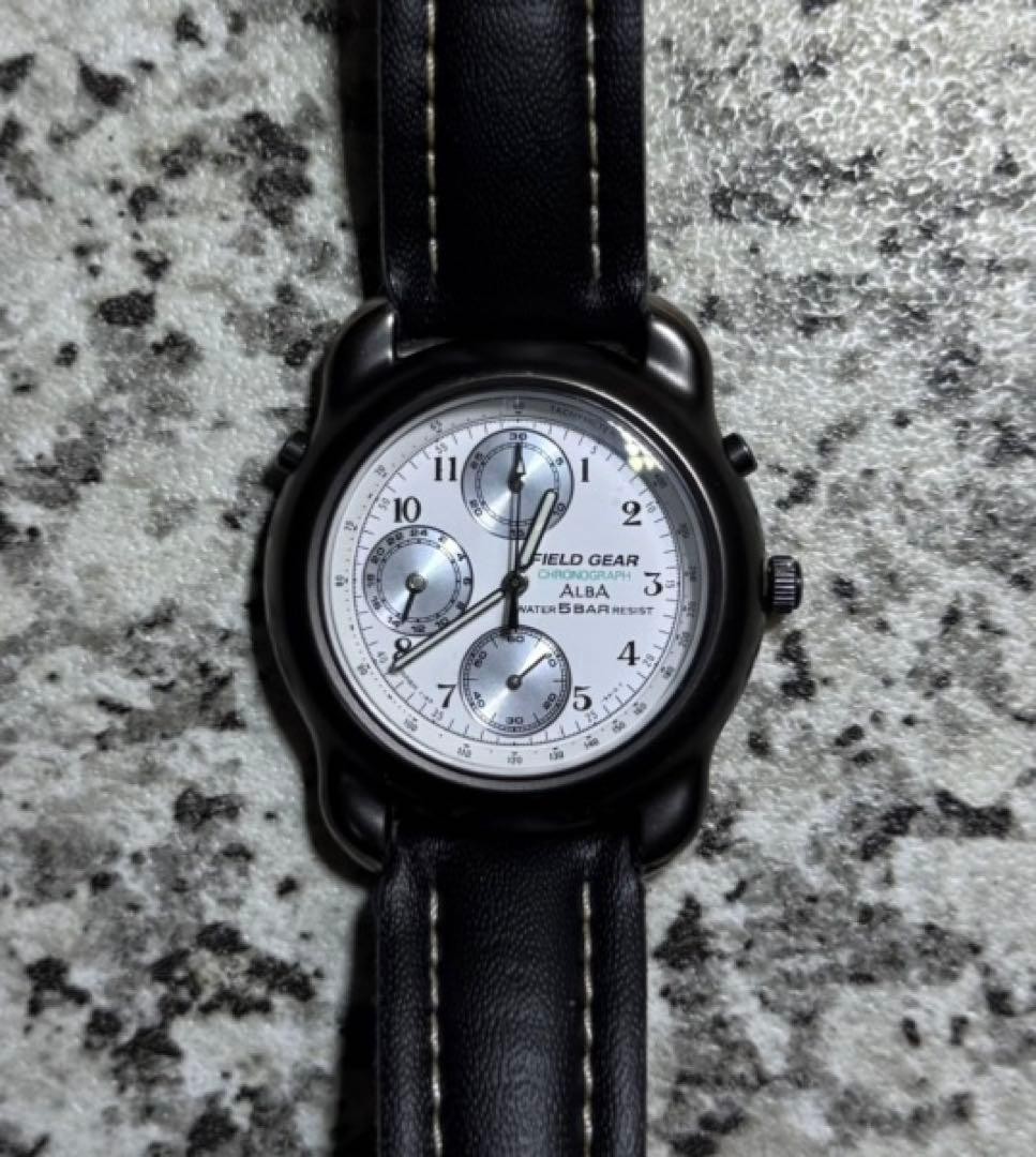 Seiko Quartz Black Dial Wristwatch