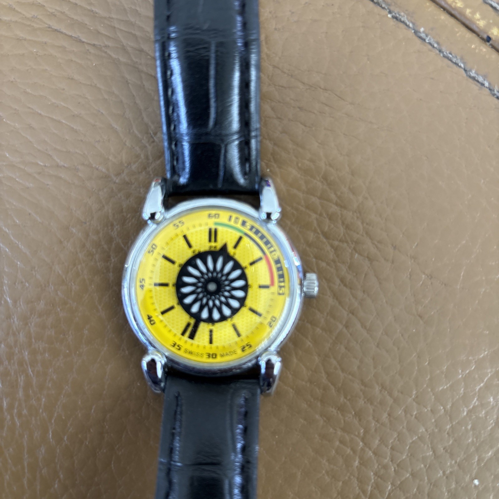 Oris men’s Vintage Manual Wind 17J Mistery Dial Cocktail 36mm