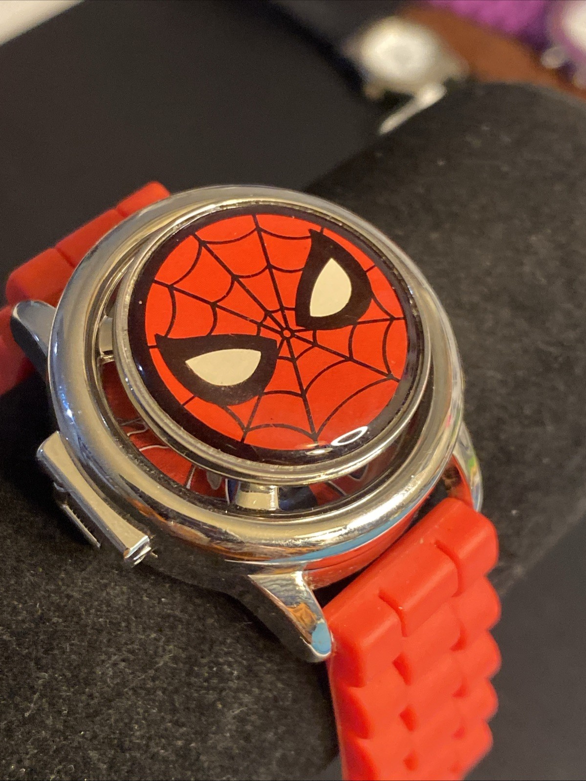 Spiderman Flip Watch – Digital – New Battery – Silver/Red Unisex Kids