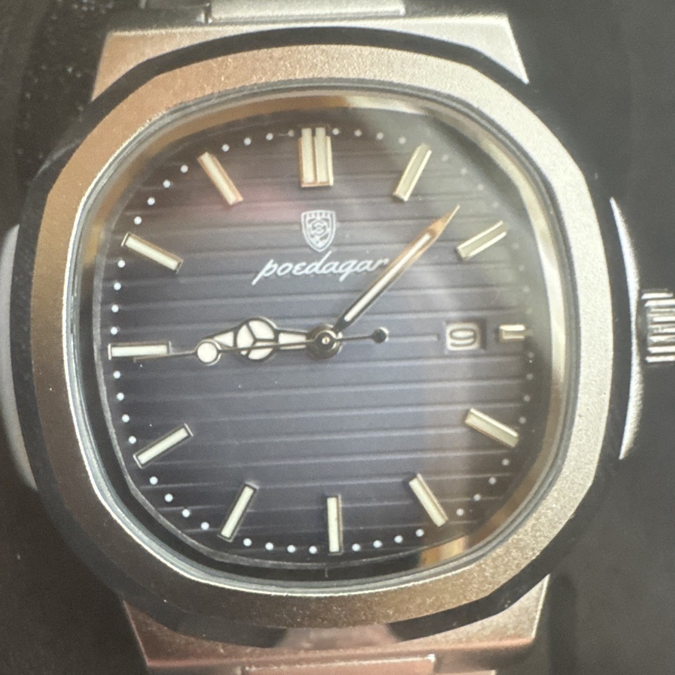 Poedagar Quartz Analog Blue Dial Date Silver Stainless Steel Bracelet Watch