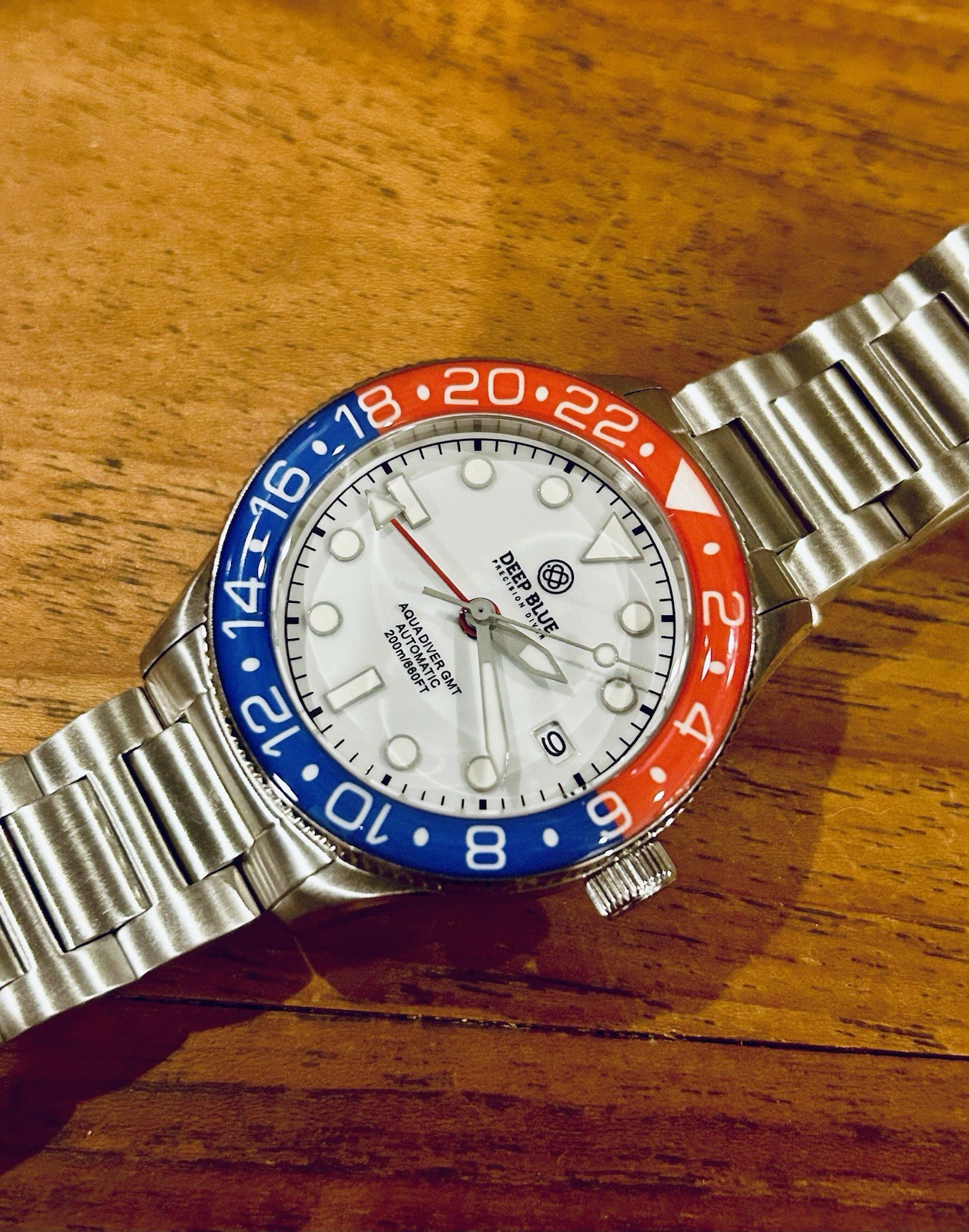 Deep Blue AQUA DIVER GMT AUTOMATIC 40mm RED/BLUE WHITE Dial 200m Dive Watch