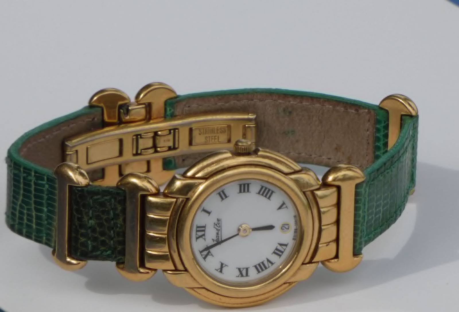 Jean d’eve watch