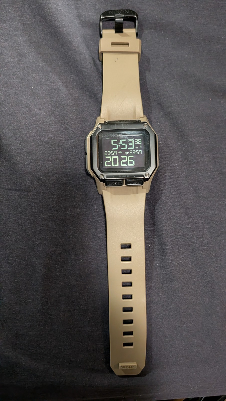 Nixon the Regulus All Sand Color Men’s