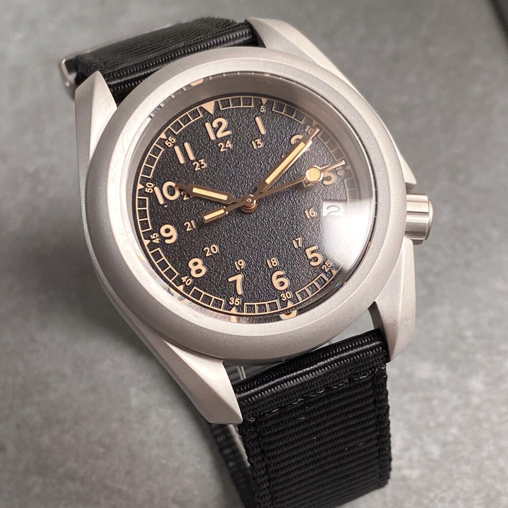 Tandorio 40mm Retro Black Sapphire 200m Waterproof Japan NH35 Men Field Watch