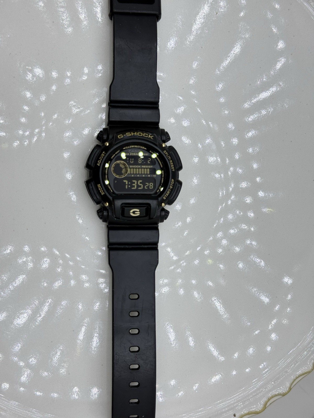 CASIO G-SHOCK DW-9052 (Mod 3232) Classic Black Quartz Digital Watch Negative