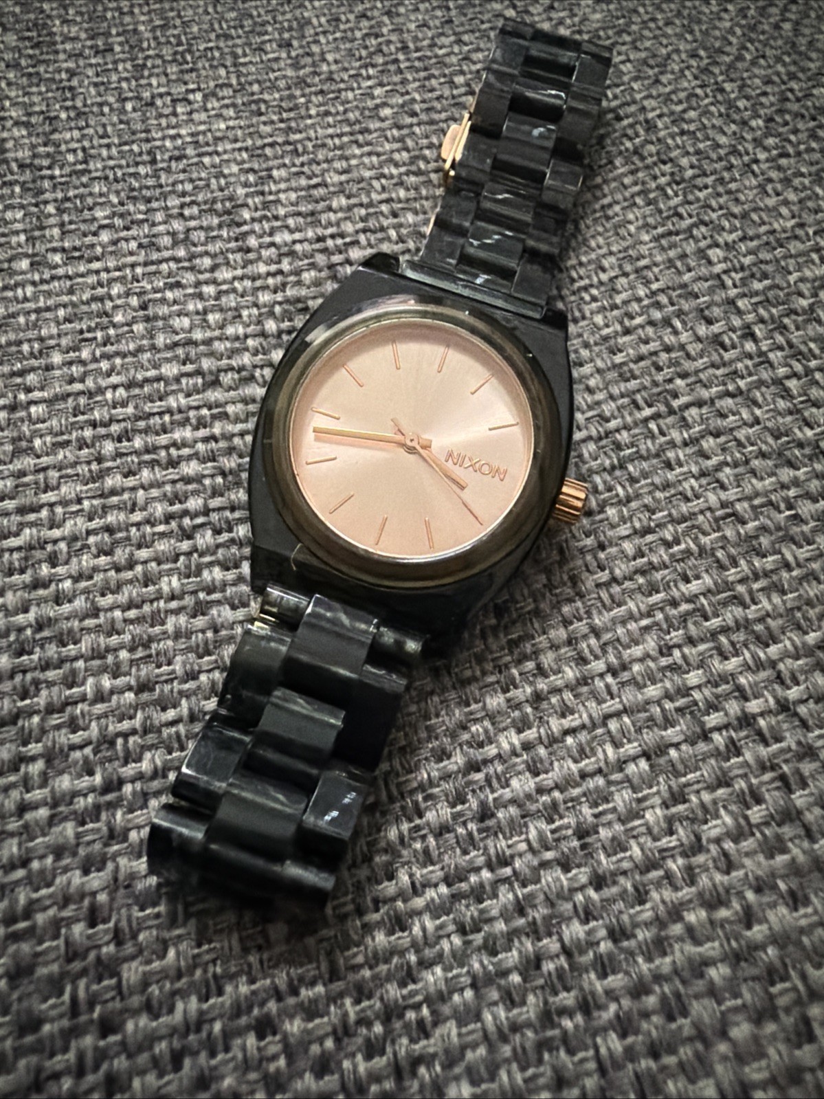 Noxin Dark Green Plastic Watch Band With Rose Gold Face