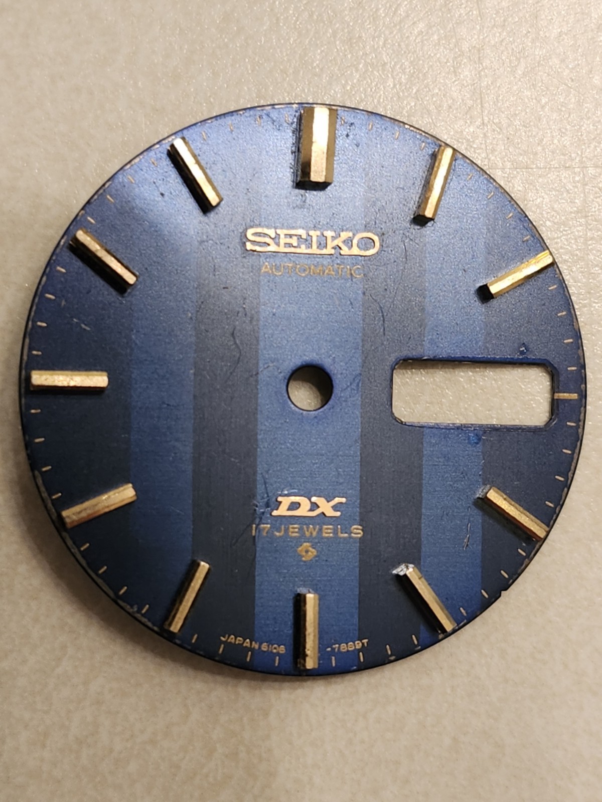 Vintage Seiko DX 6106 Day Date Dial BLUE Linen /w Gold Indices