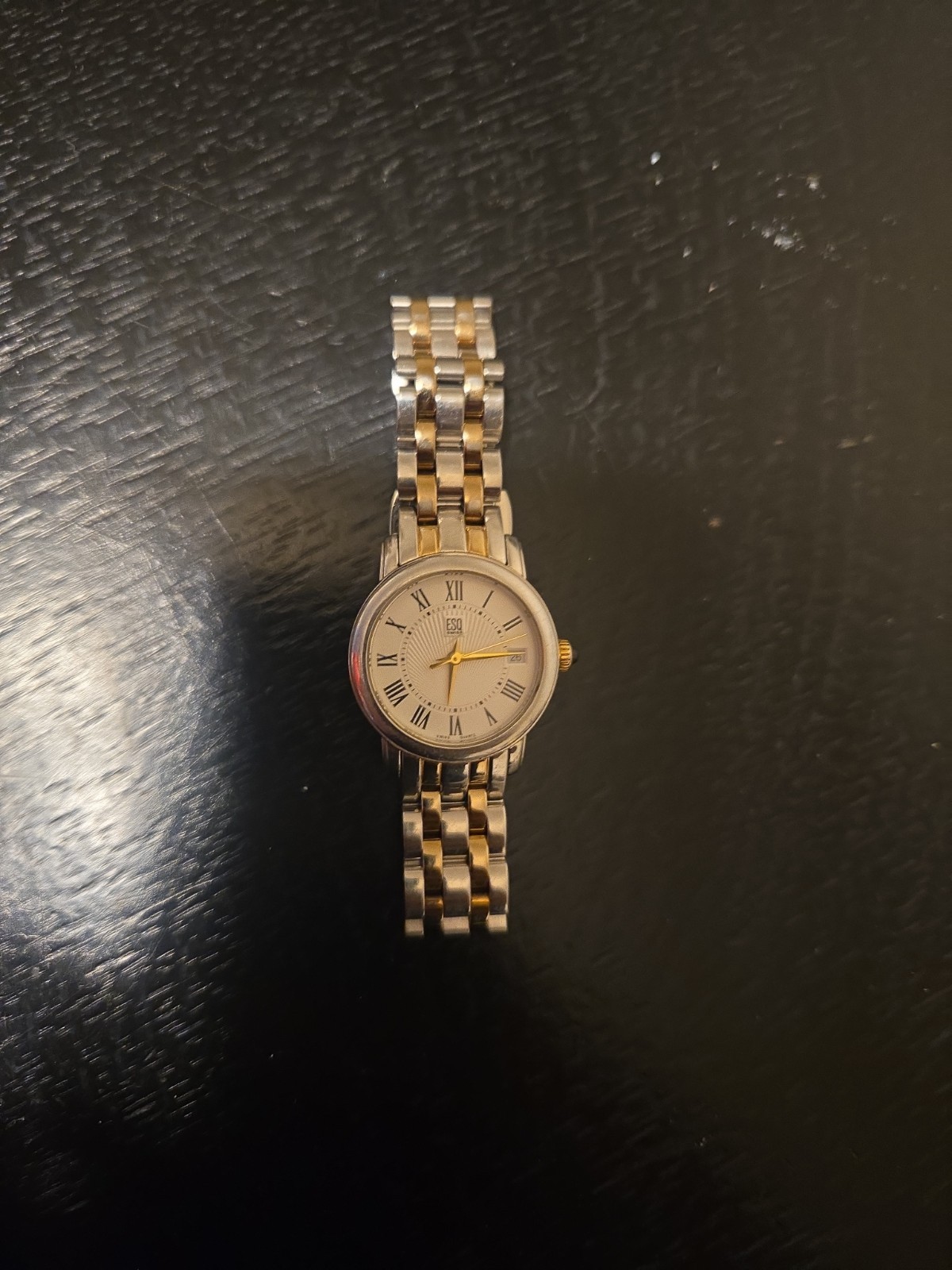 VINTAGE ESQ BY SWISS WATCH STAINLESS & GOLD TONE Classic NICE!