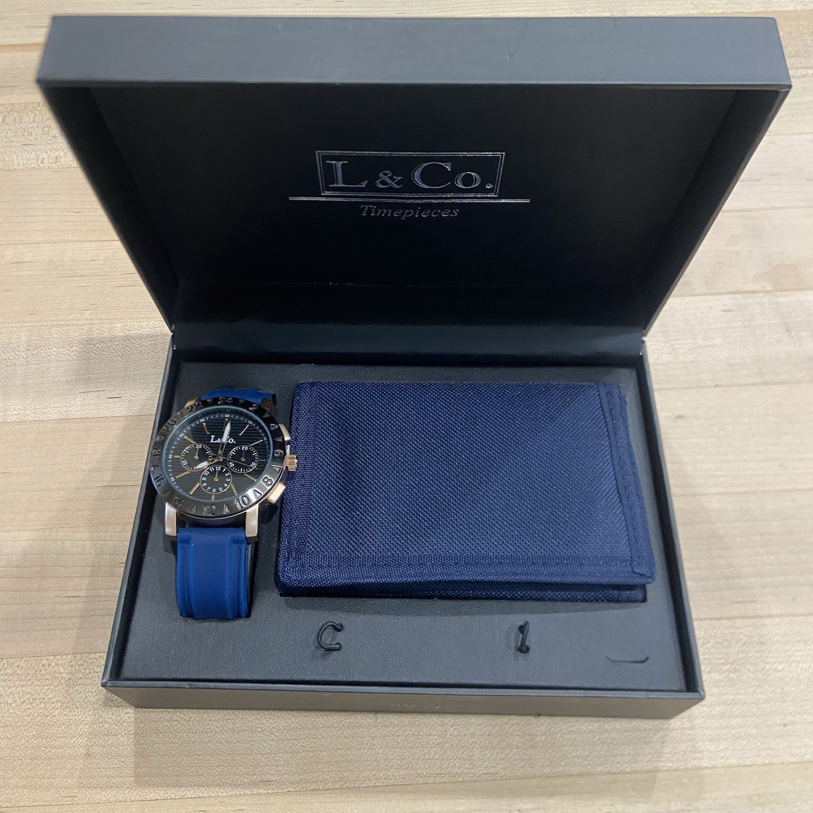 L&Co. Men’s Quartz Chronograph Watch and Wallet gift set