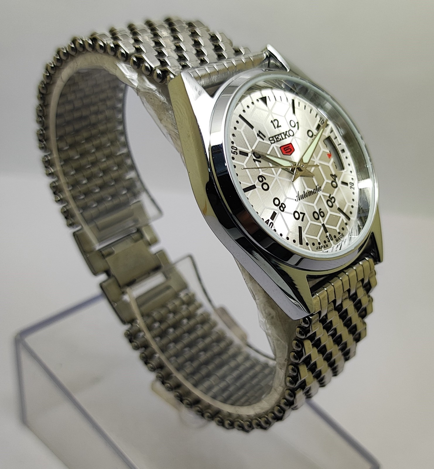 Refurbished Automatic Men’s Watch Day Date | Classic Vintage Style | Steel Strap
