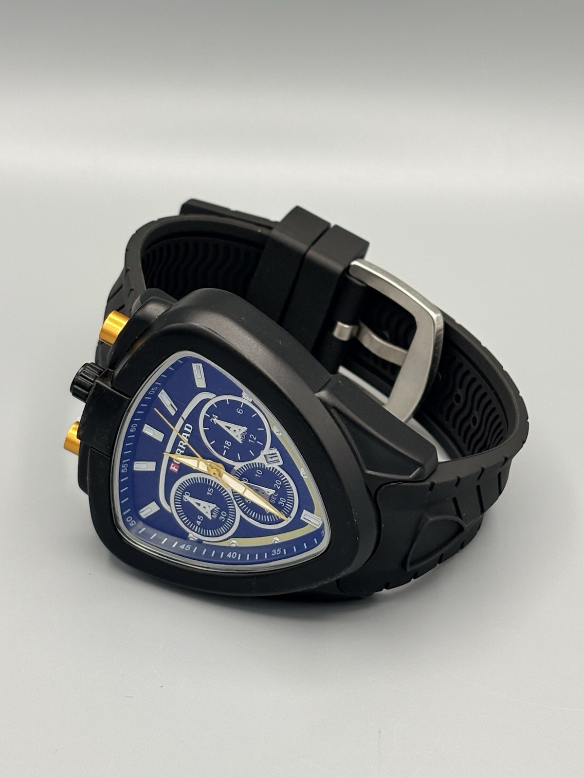 FORRAD Men’s Triangle Shield Watch Blue Dial Black Silicone Strap New In Box