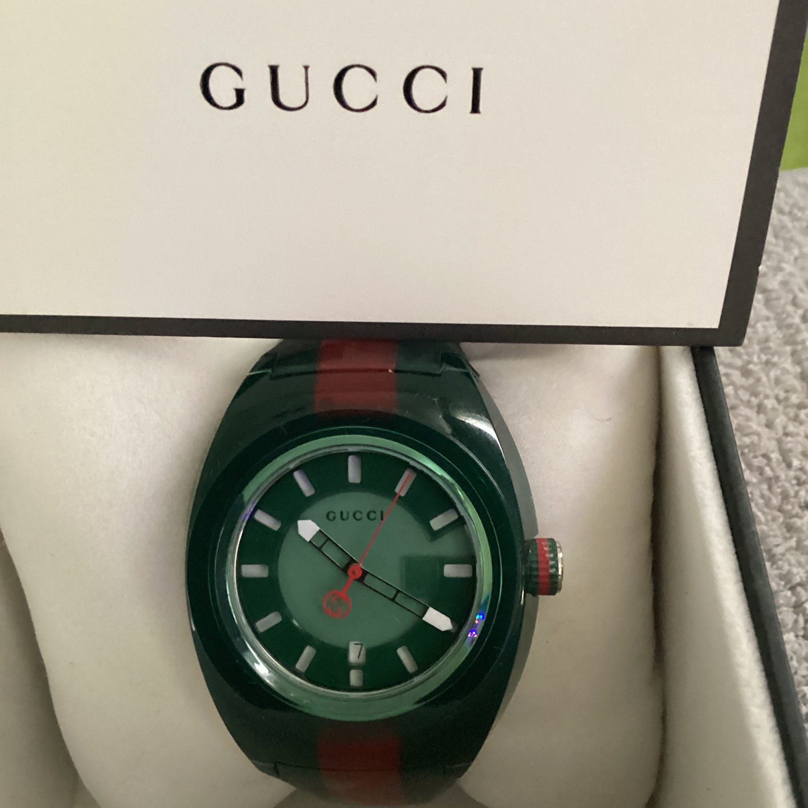 Gucci Sync Quartz Date Green Dial Green/Red Rubber Strap 46mm 50m w/Box need bat