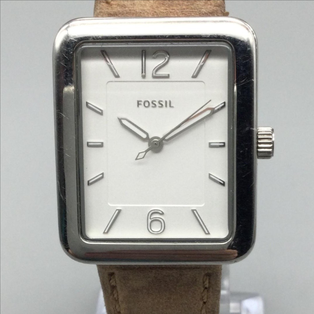 Fossil ES4243 Womens Watch 28mm Silver Tone Brown Leather Band New Battery