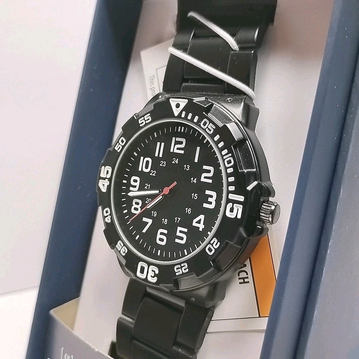 Brand New Men’s Black Analog Watch With Original Box (Long Life Battery)
