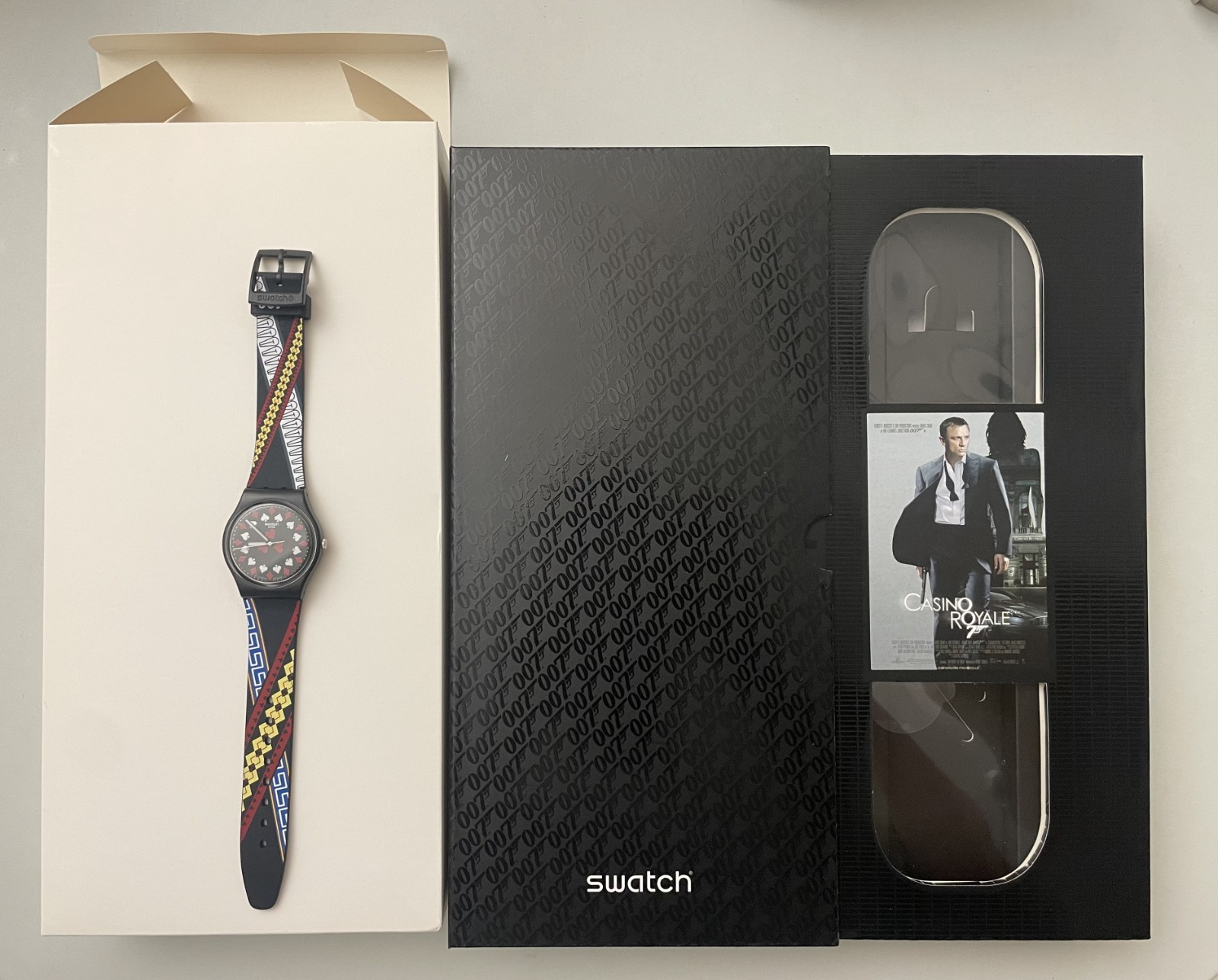 Swatch GZ340 Casino Royale 007 James Bond Swatch Watch in ORIGINAL BOX RARE