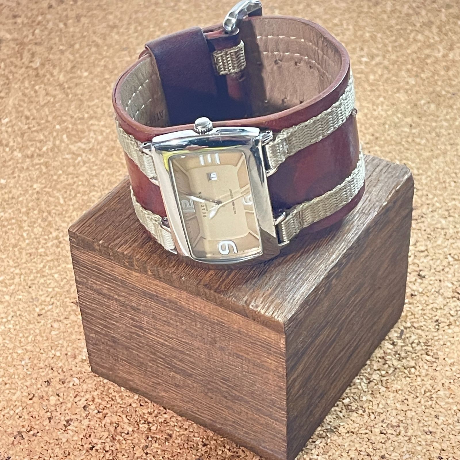 Kenneth Cole Reaction Men’s Watch Leather/Fabric Strap Date, 50 m, F93-04-AK119