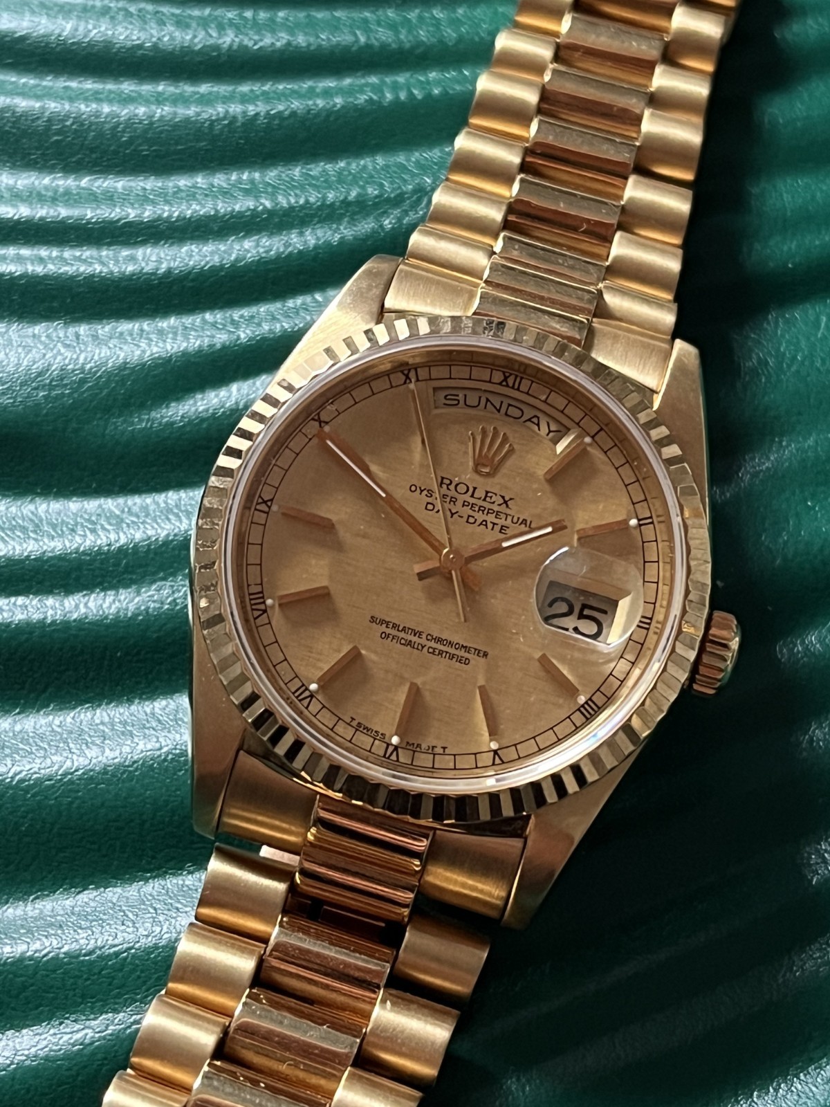 Rolex Day-Date President Yellow Gold 18238 Champagne Linen – Box & Papers