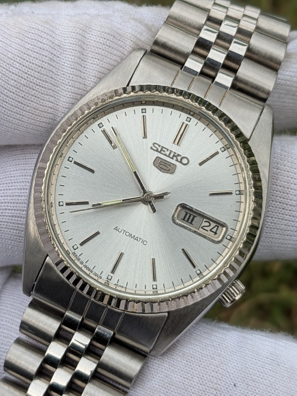 Vintage Seiko 5 Automatic Day/Date 7009-3171 Men’s watch Japan