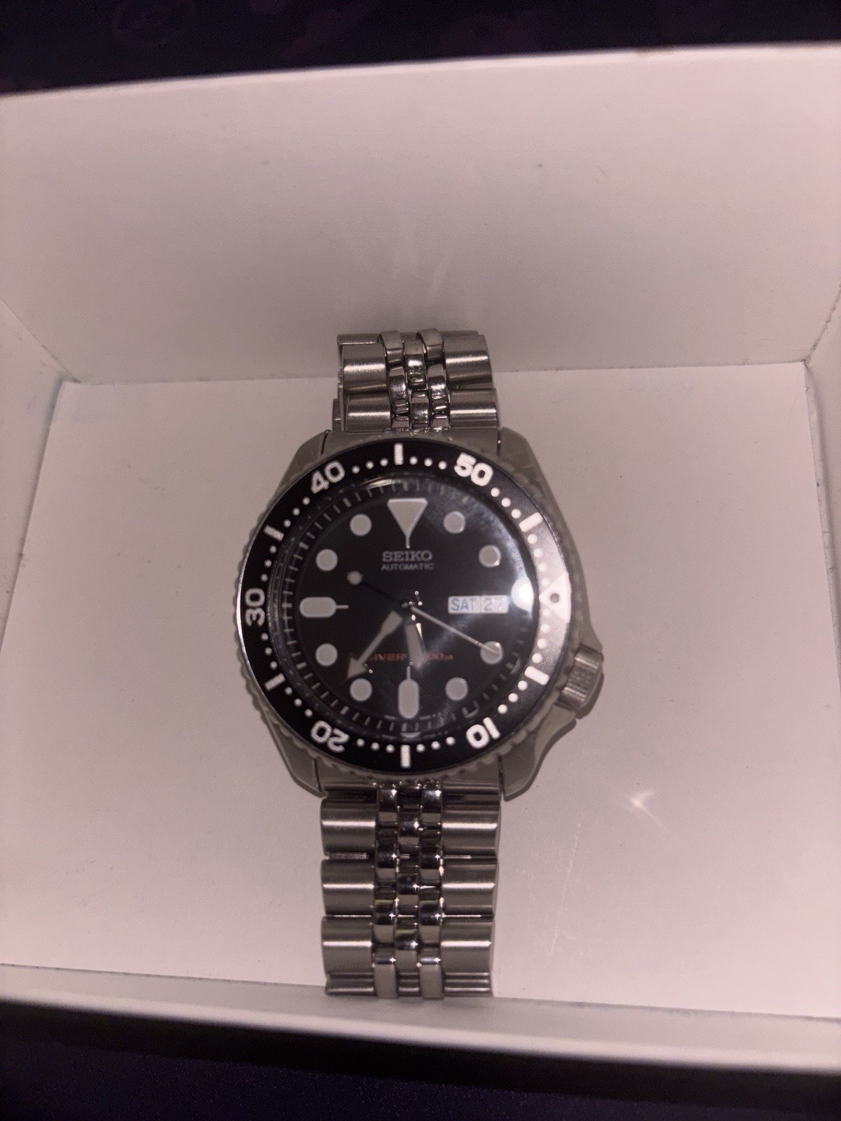 精工 SKX007K – 黑色表盘/不锈钢手链