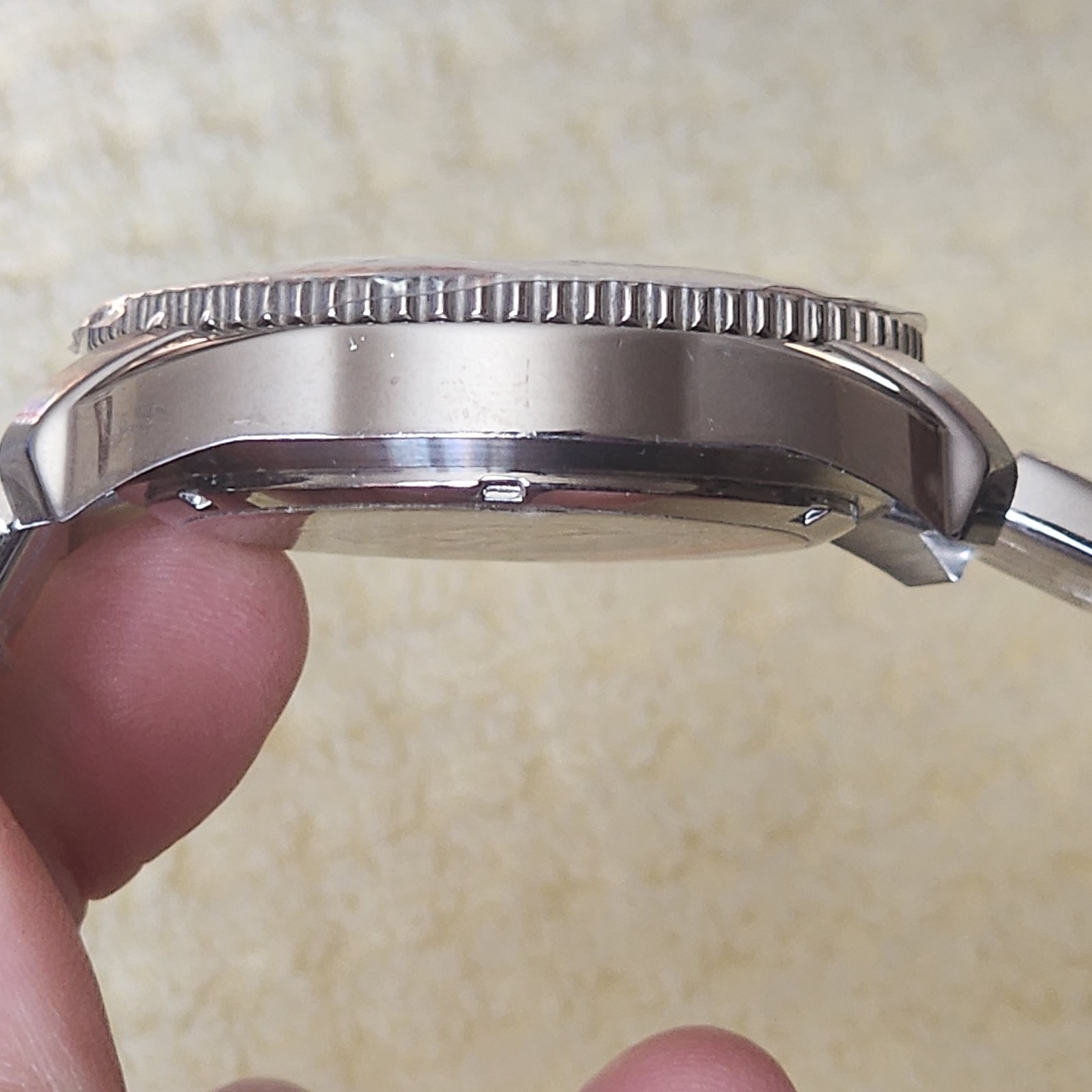 NEW INVICTA WATCH 6008