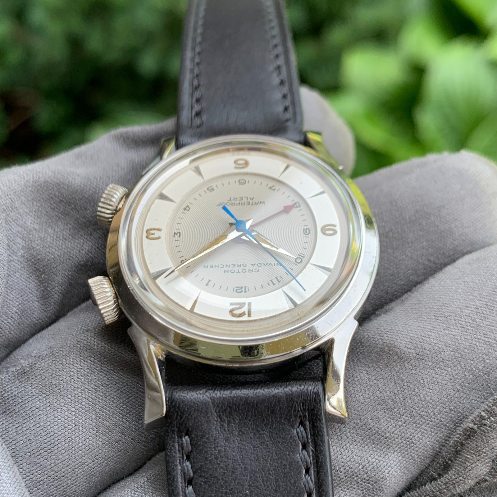 Nivada Grenchen Alert Alarm Ref. 52 25900 Stainless Steel Wristwatch – Serviced