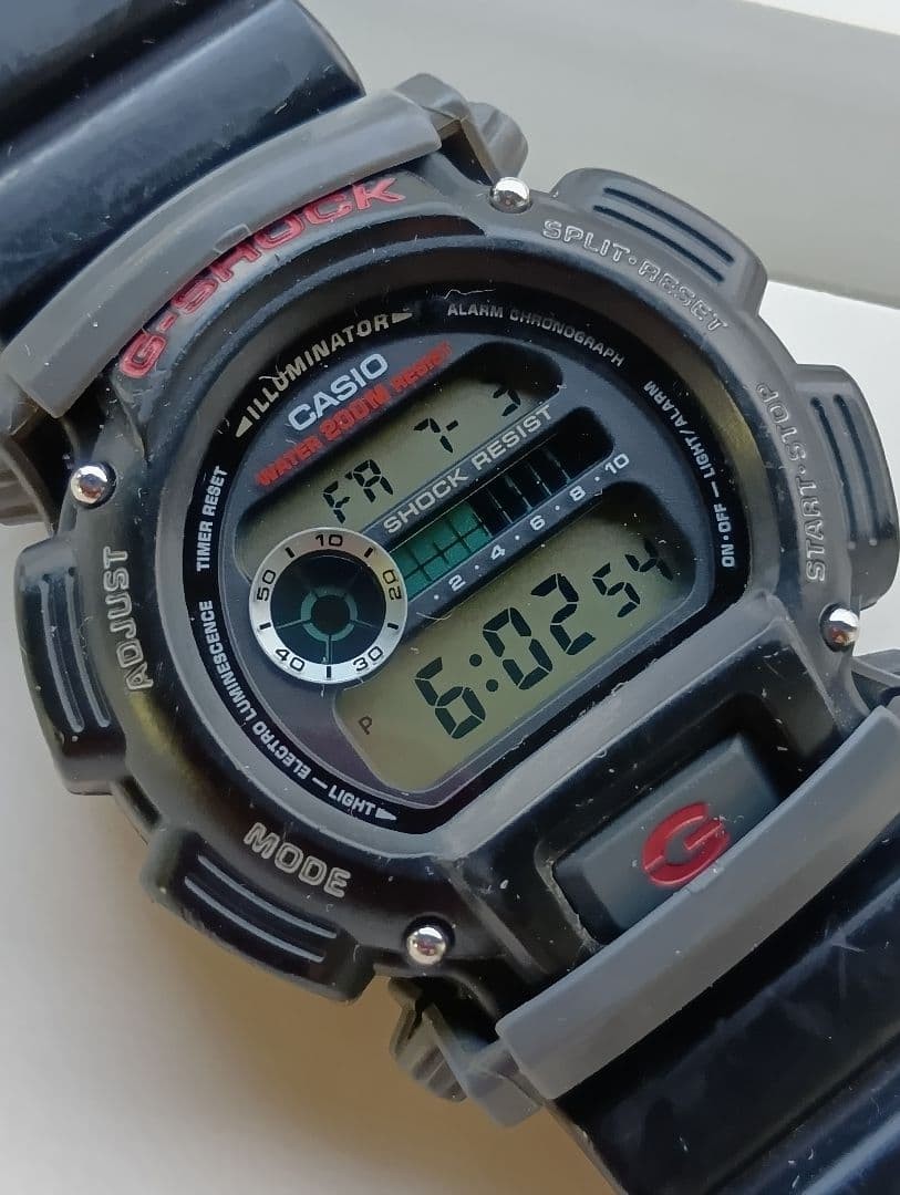 CASIO G-SHOCK DW-9052 Digital Watch (Battery Replaced) 【USED】