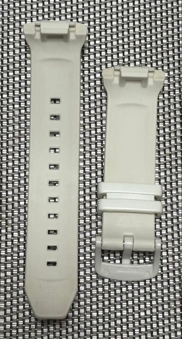 Excellent condition Baby G pedometer equipped ultra light 35g white
