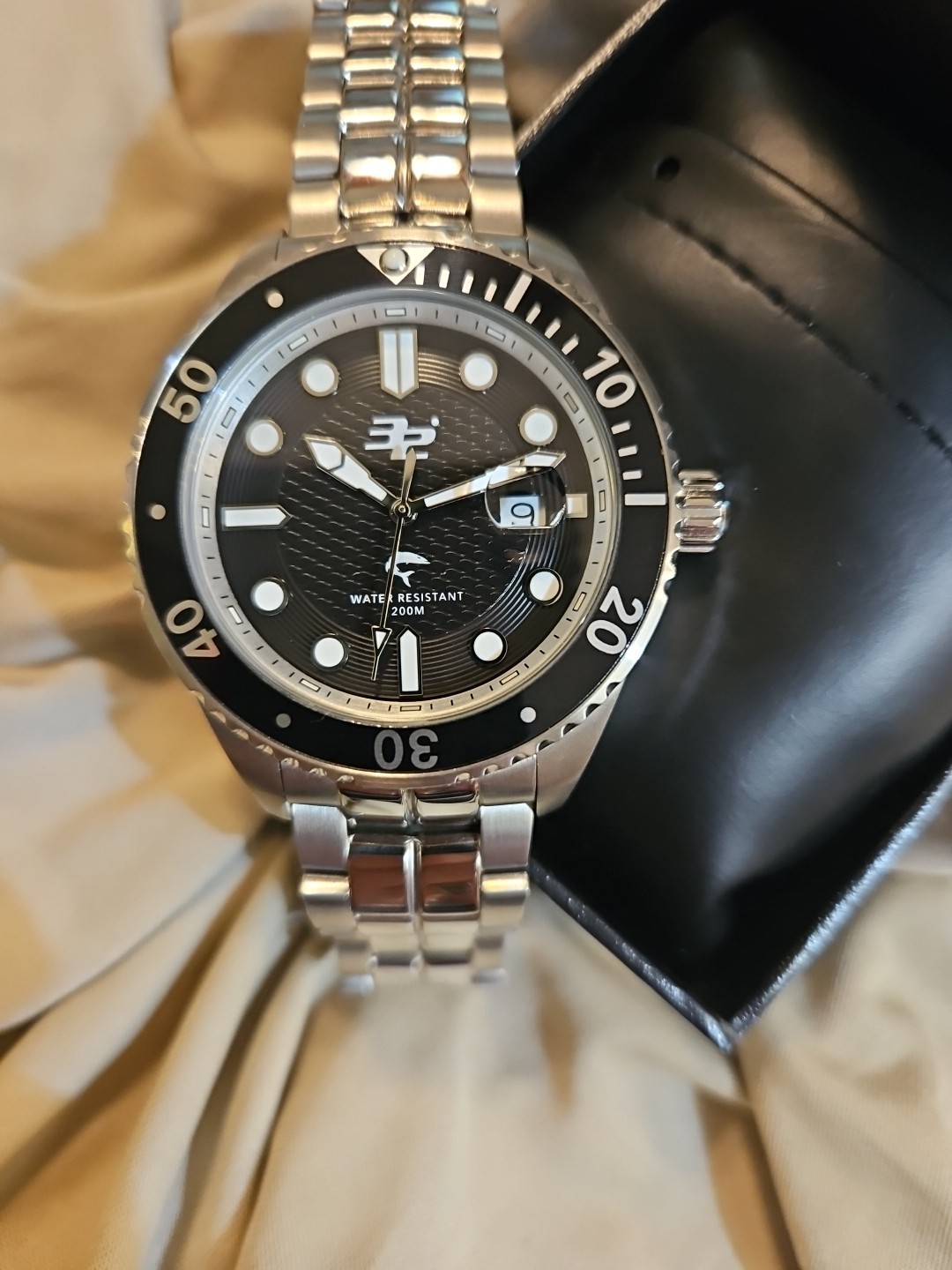 32 Degrees Blacktip Men’s Quartz Divers Watch 20atm/200m 46mm Case, 16065