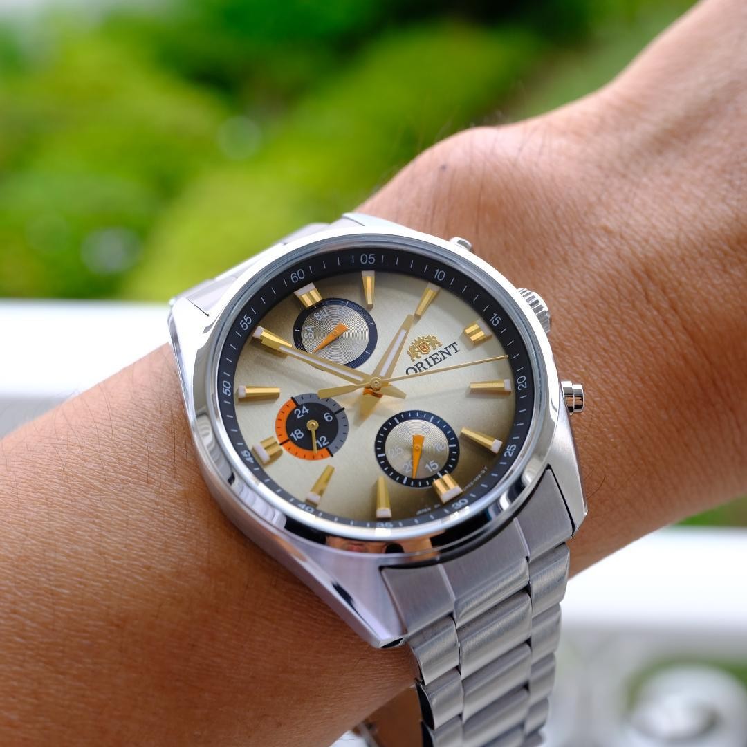 Orient NEO70 Silver Dial 18cm Running Battery Replaced Quartz Mens Wristwatch