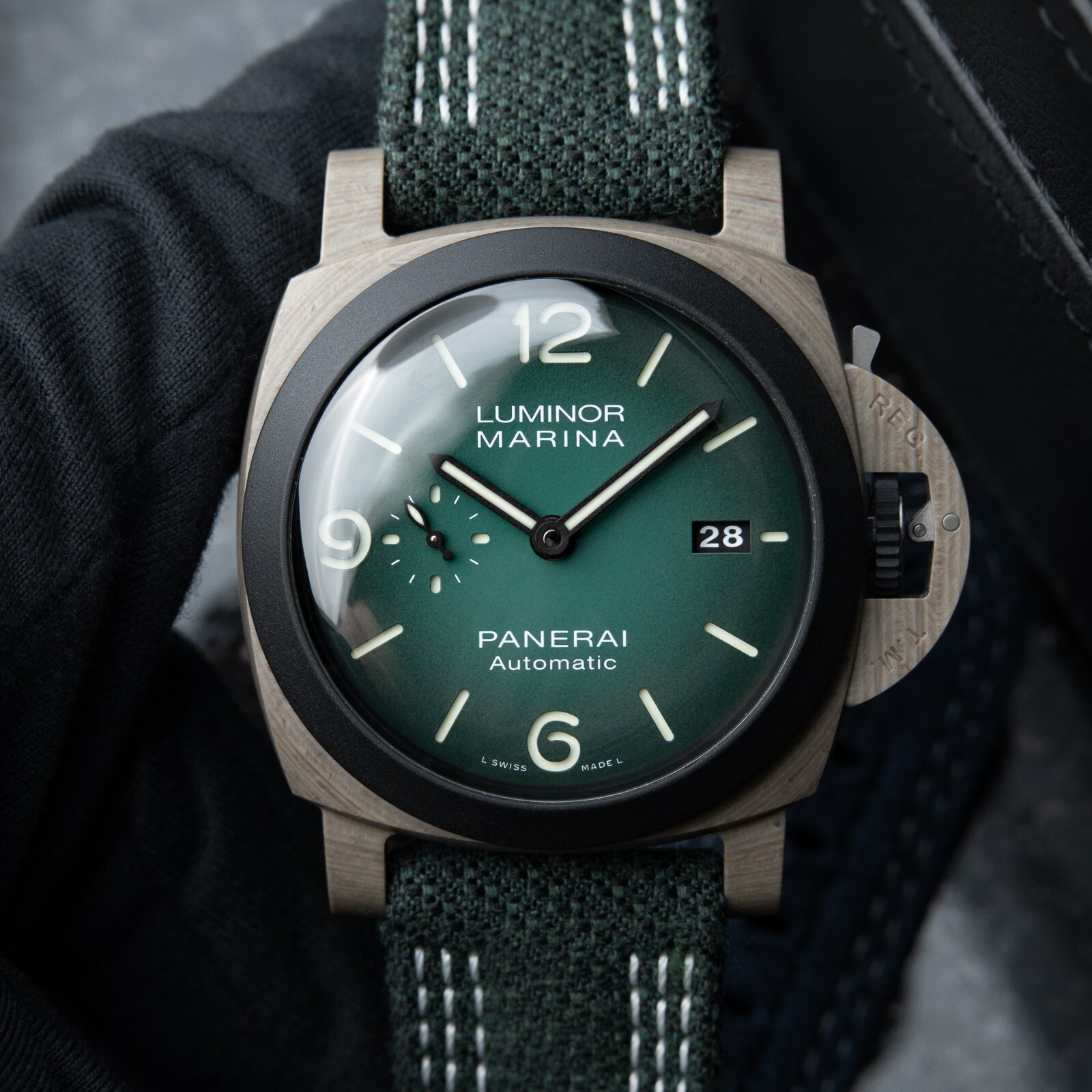Panerai Luminor Marina Guillaume Nery Limited Edition 70 Fibratech Pam1120 Watch