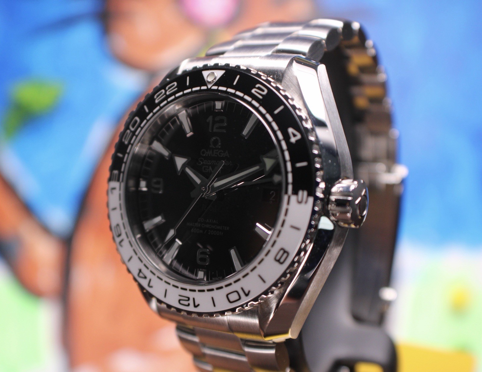 Omega Seamaster Planet Ocean “Oreo” 2024 Ceramic Bezel Ref. 215.30.44.22.01.001