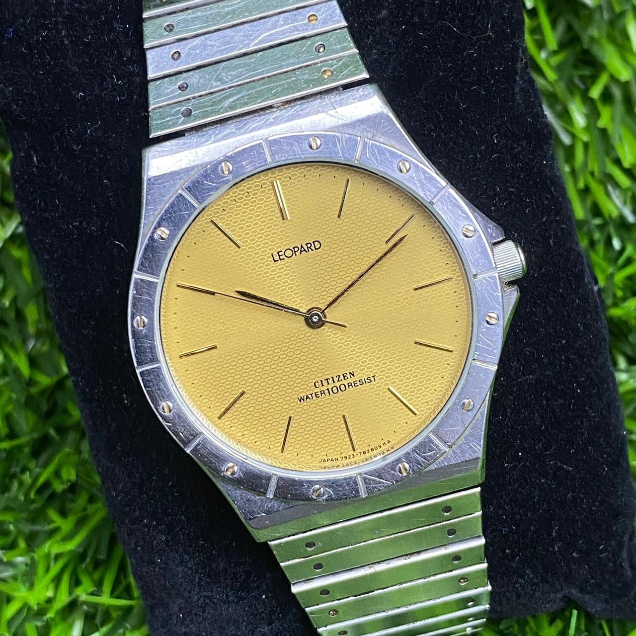 RARE Citizen Leopard QUartz 7933-799259 Gold Dial Dress Watch Round Vintage Men