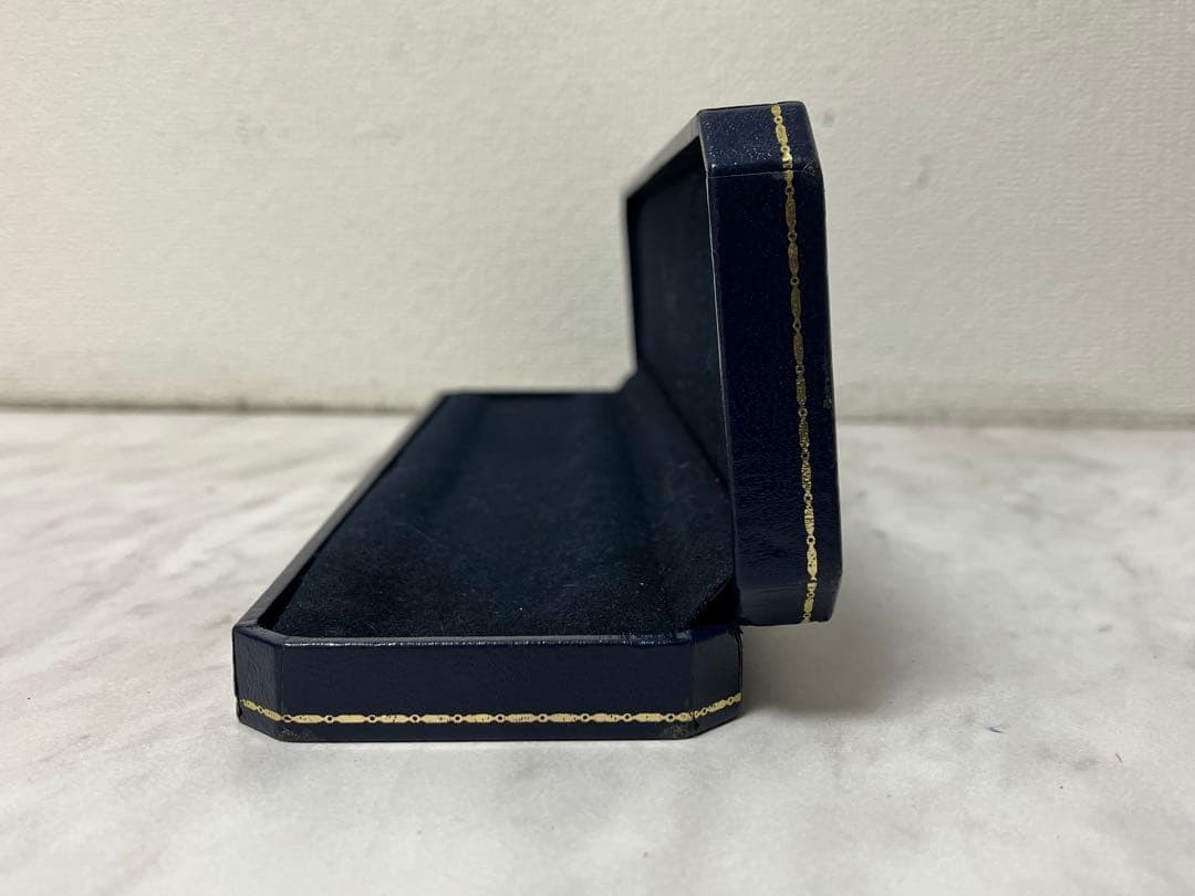 Chopard Watch Box Empty Horizontal Long Solid Color Used