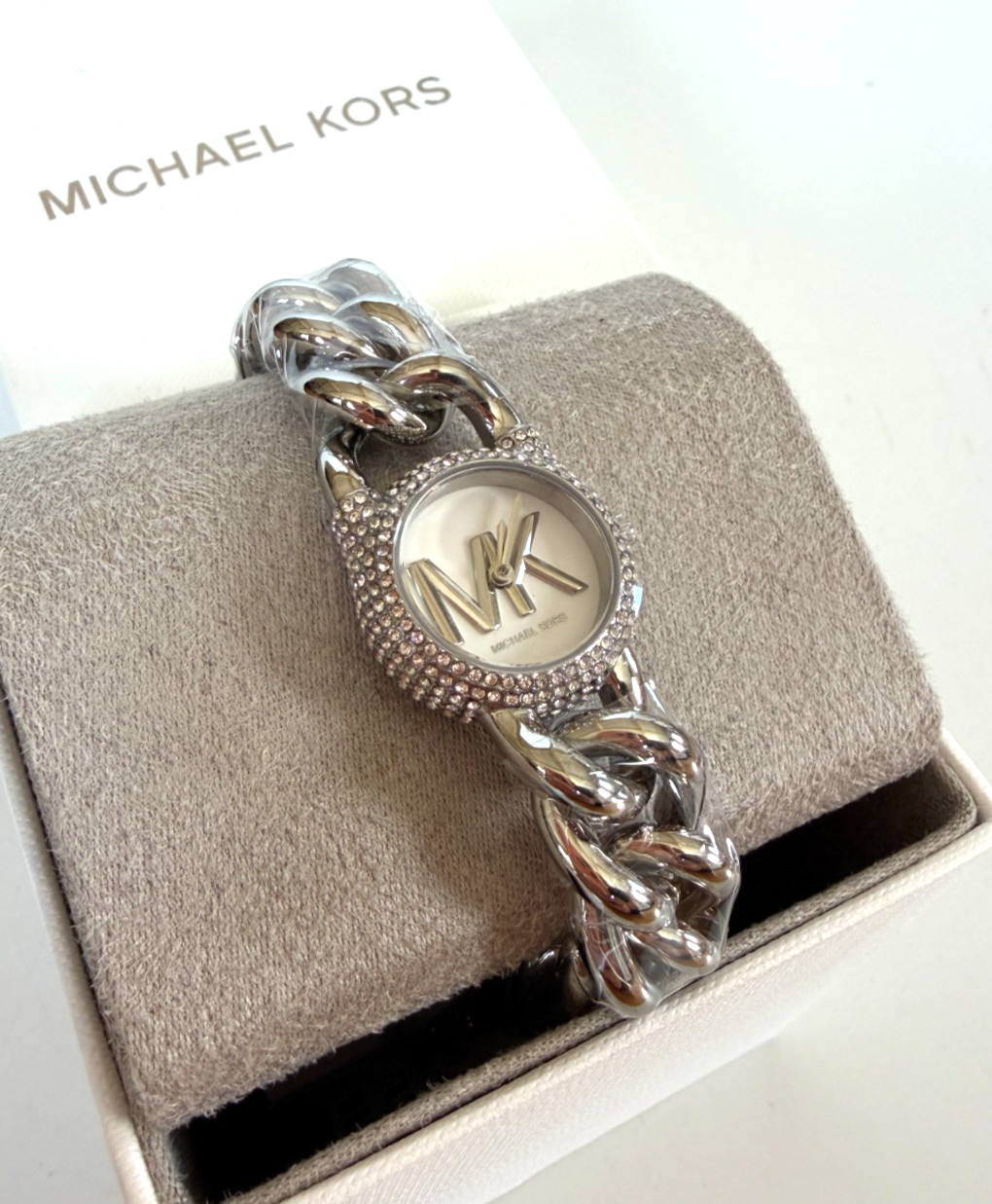MICHAEL KORS OUTLET Petite Pavé Silver-Tone Chain-Link Watch BNWT Gift Box $275
