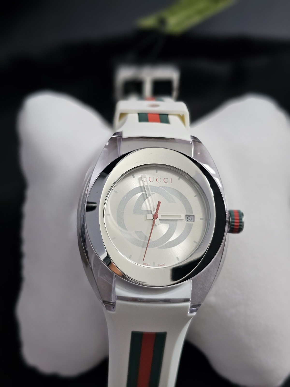 Silver Gucci YA137102A Sync Quartz Men’s Watch + Free Shipping