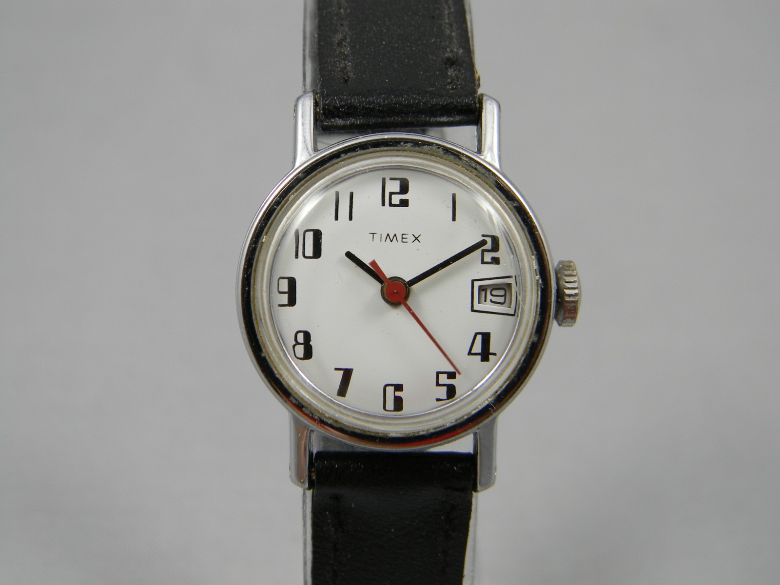 Vintage Timex Watch Women Manual Wind 25mm Silver Tone Date New Band