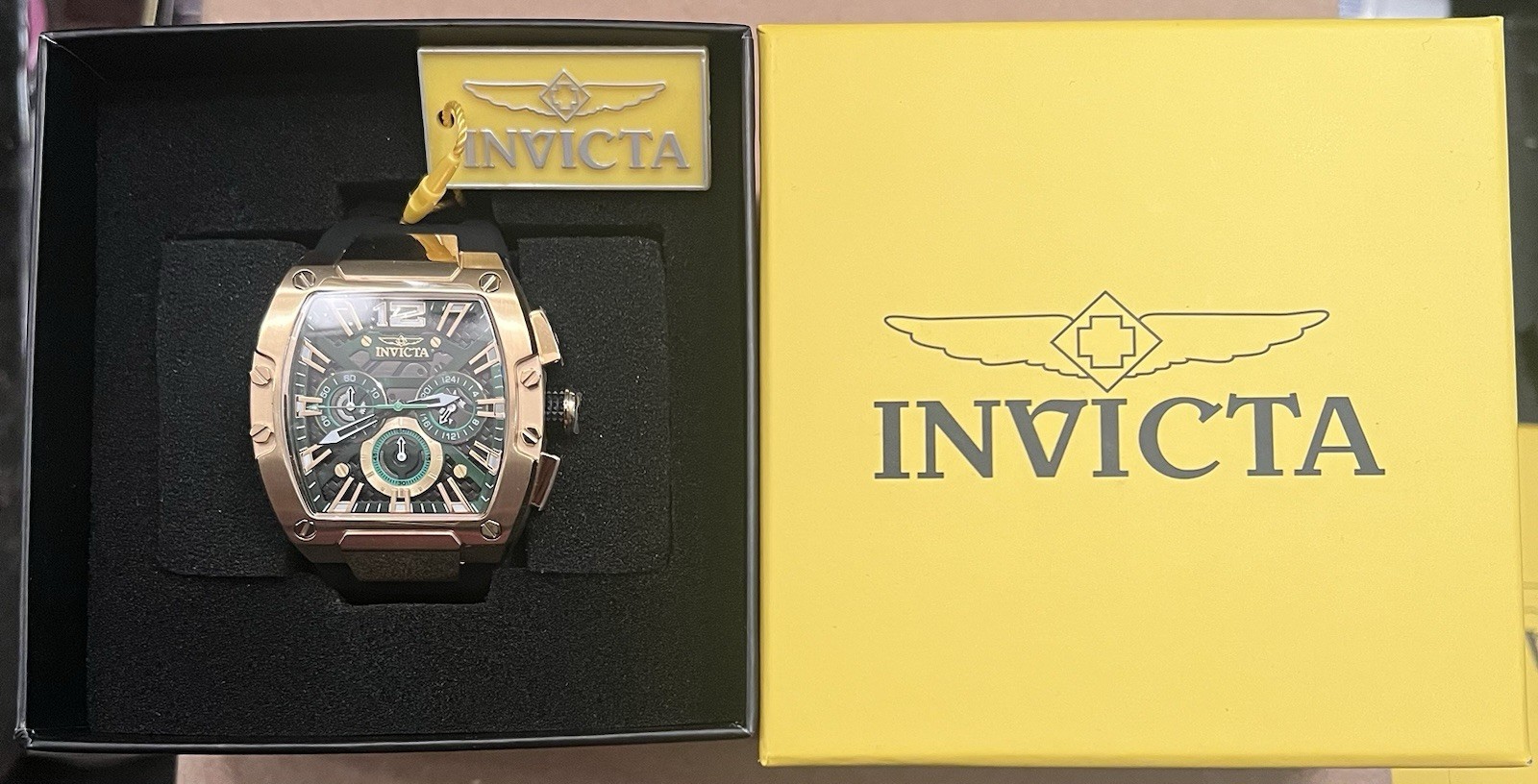 Invicta Racing 48468 Men’s Chronograph Green Skeleton Dial Gold Tone Watch New