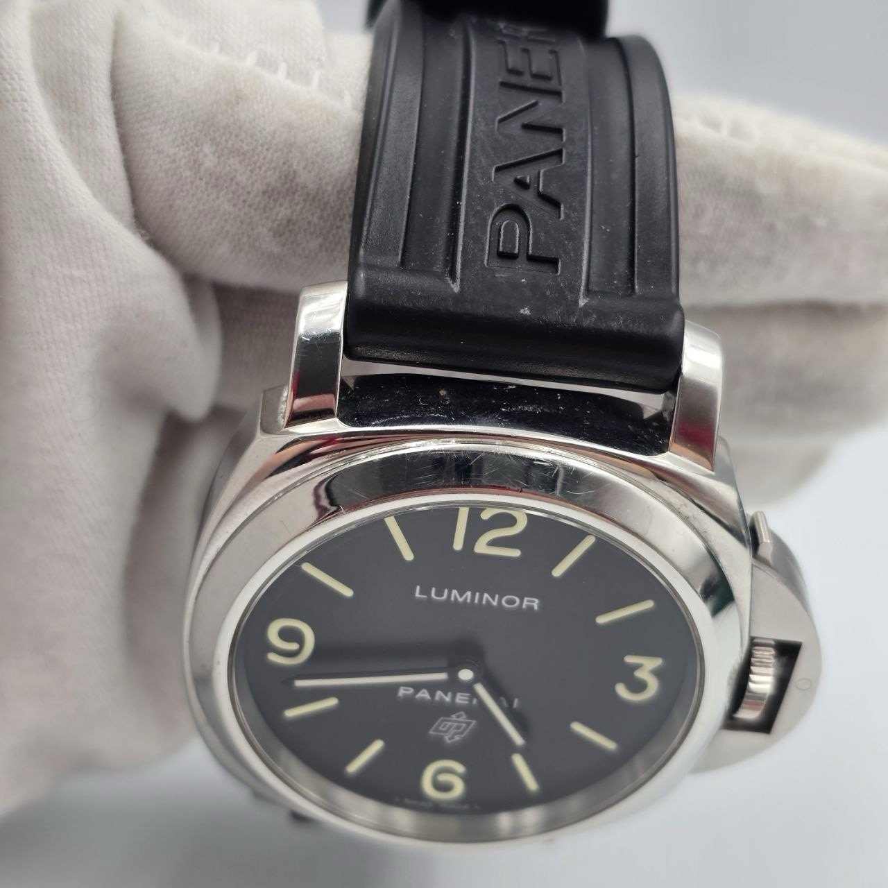 Panerai Luminor Base Logo Stainless Steel Black Rubber Strap 44mm Watch PAM01000