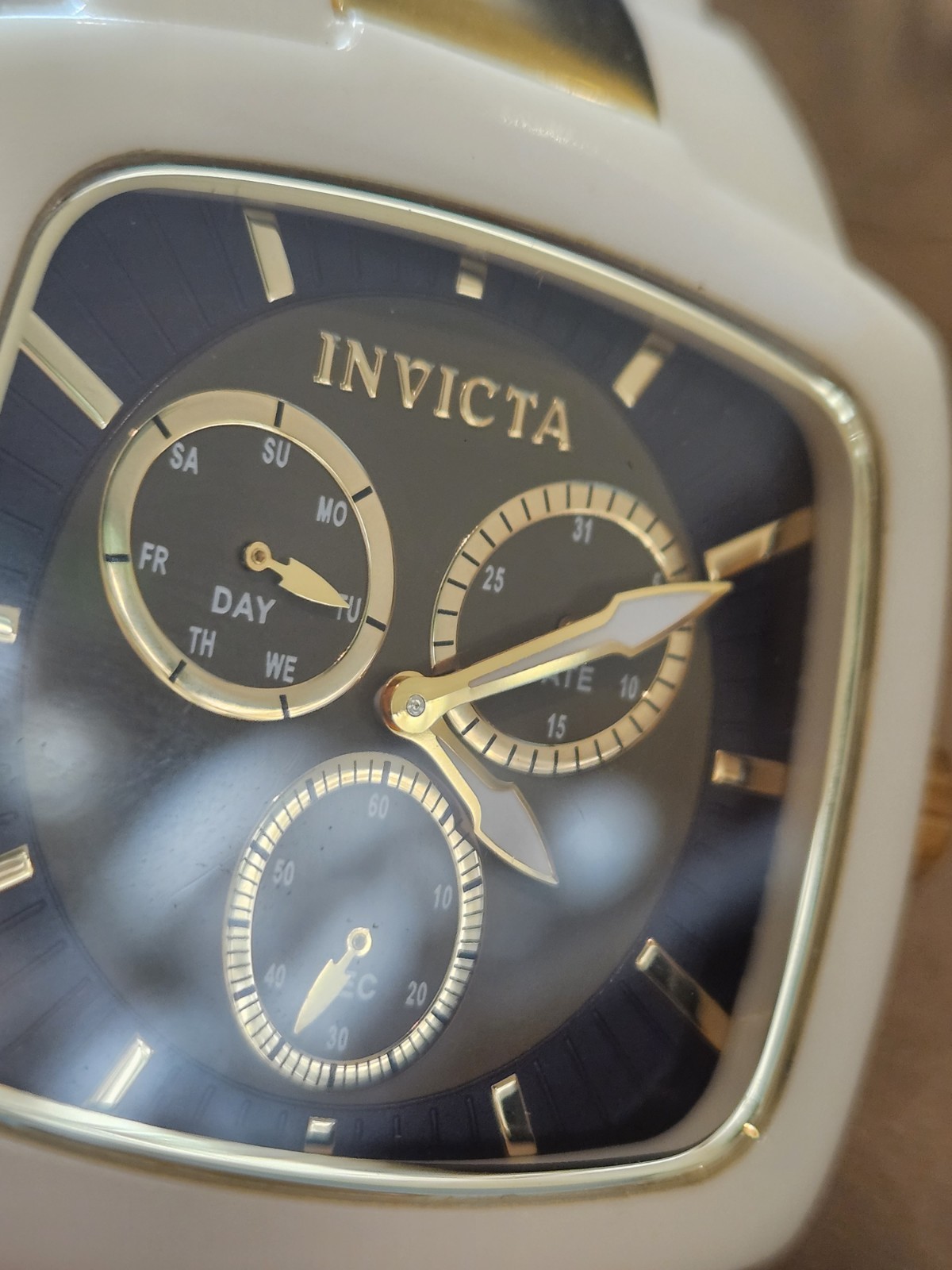 invicta ceramic killer adrenaline 5830 watch 30 meters water resistant new batt