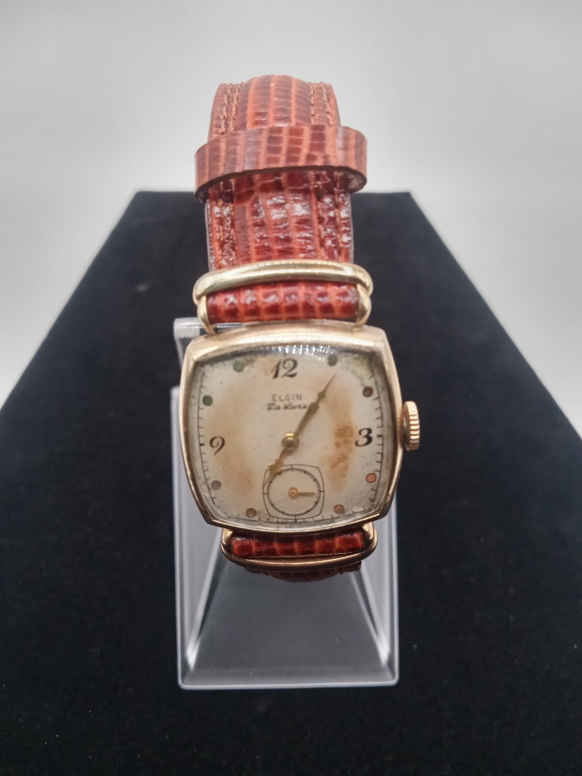 Vintage Elgin De Luxe Men’s Watch 10K Gold Filled Apex Case Running Strong