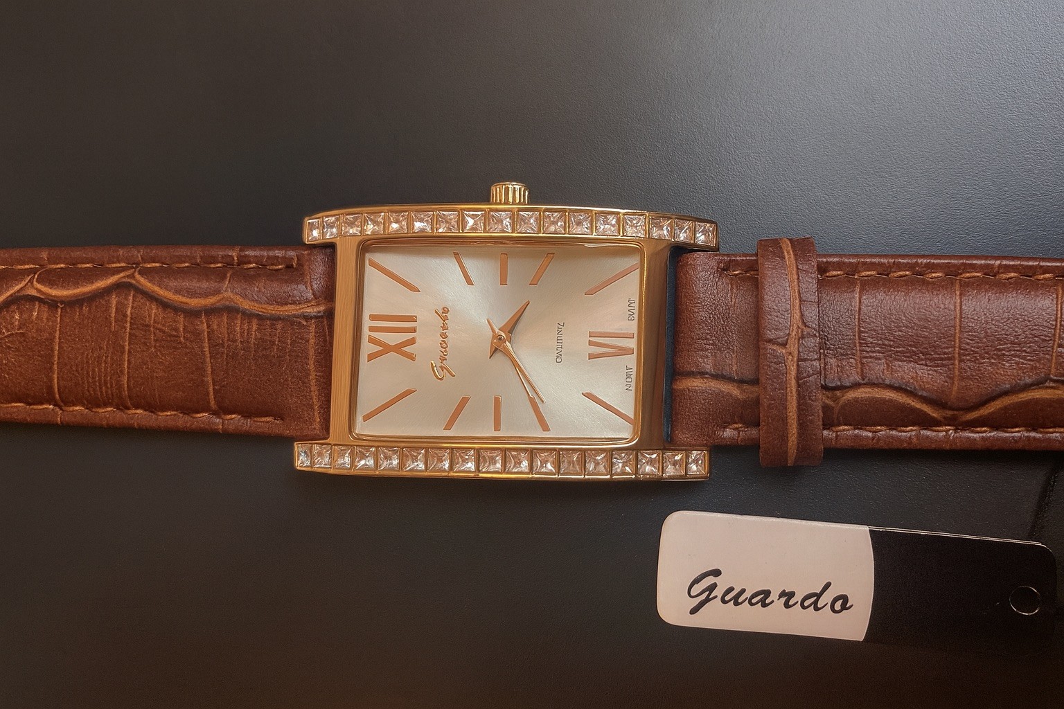 Guardo Women’s Rectangular Crystal-Accent Watch + Extra Strap – New with tags