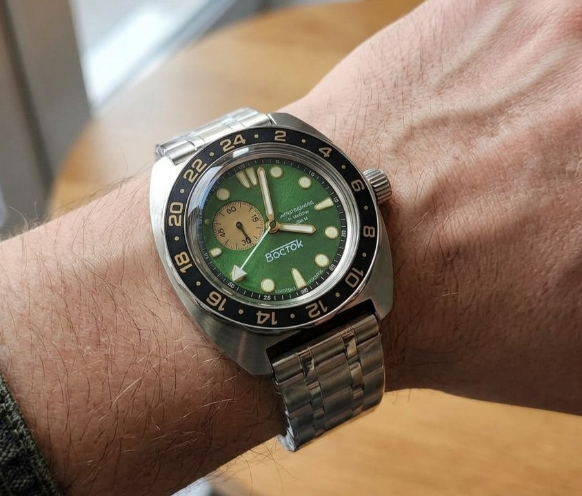 Vostok Amphibia Automatic 17099B GMT / Vostok Amphibia 17099B GMT