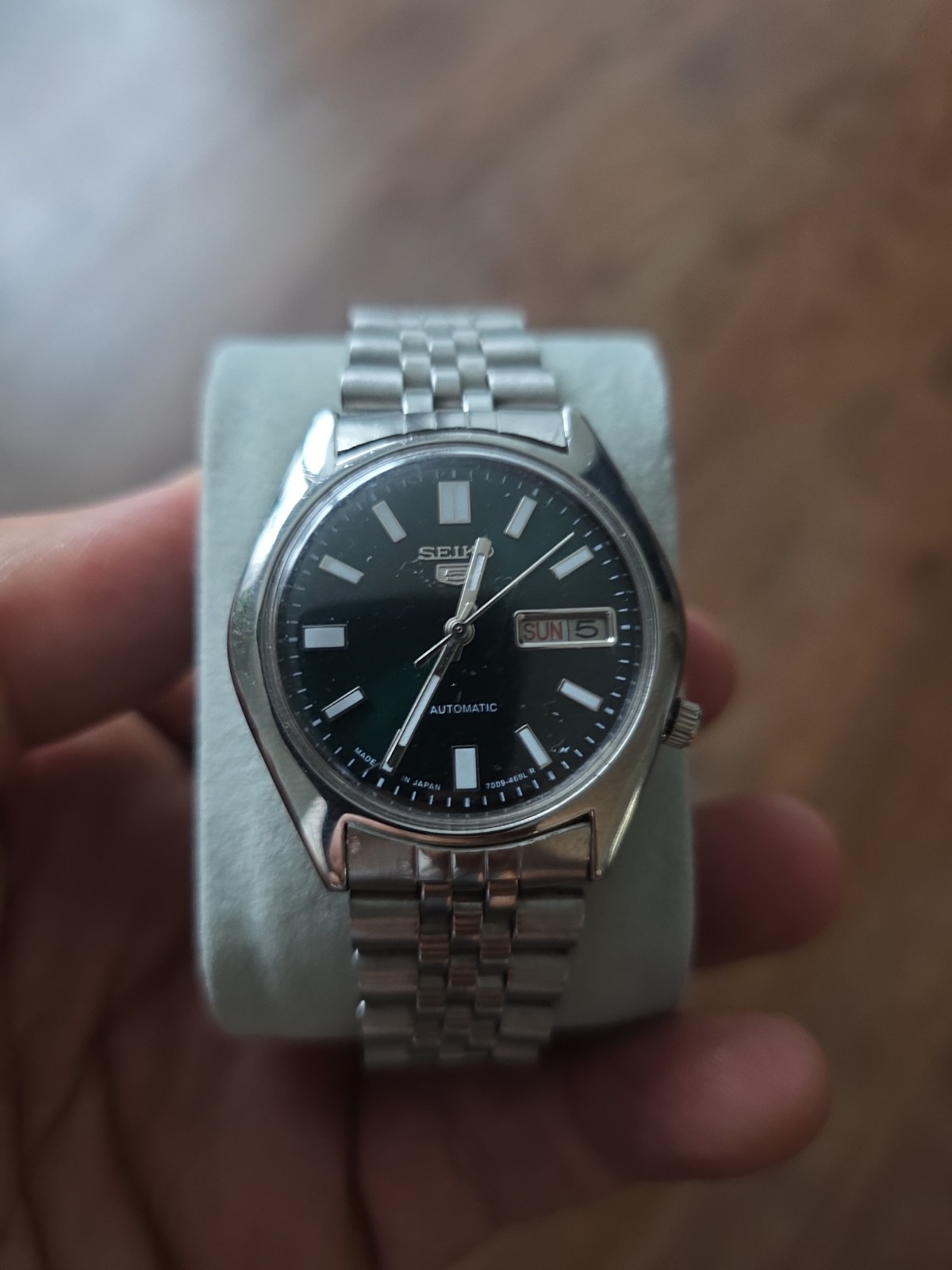 Vintage SEIKO 5 7009A Automatic 17 J Mechanical Men’s Watch Japan Excellent