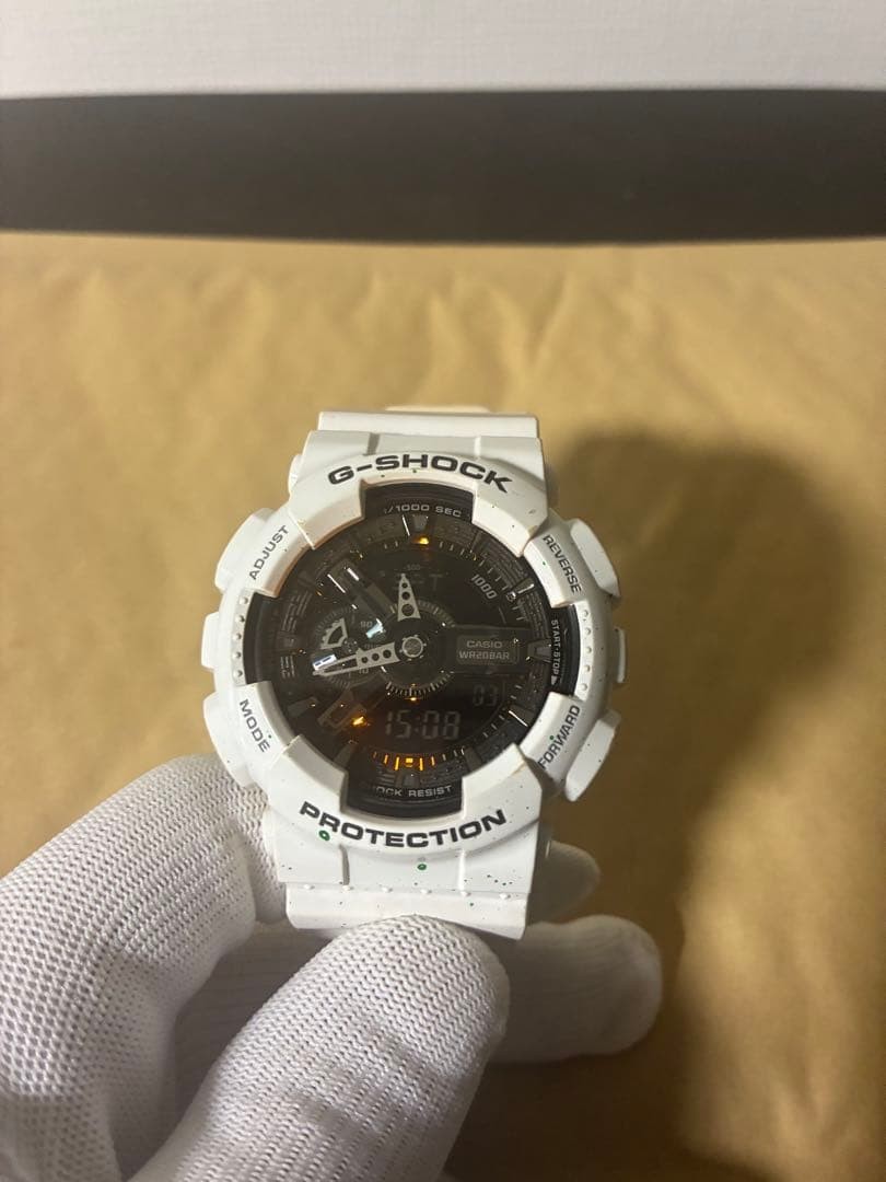 CASIO G-SHOCK White Digital Watch (Main Unit) 【USED】