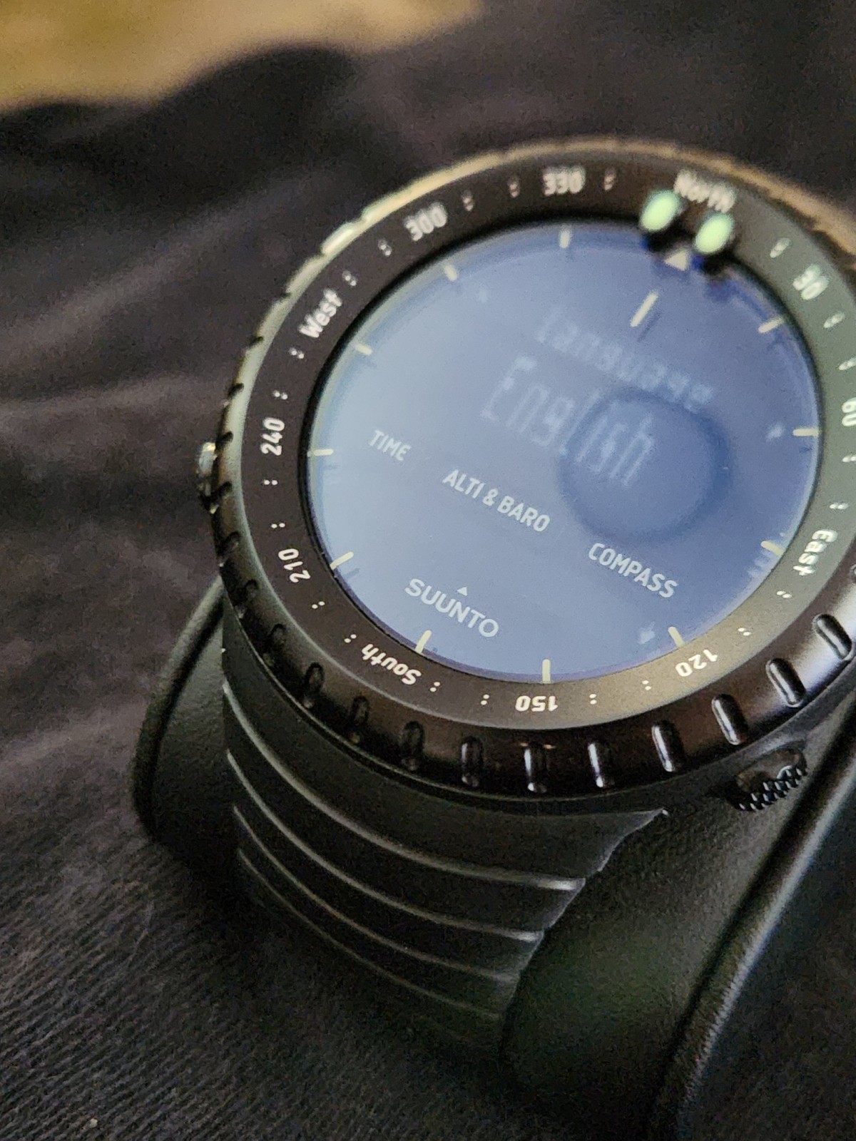 Suunto Core Outdoor Watch ABC Altimeter Barometer Compass – Worn Few Times