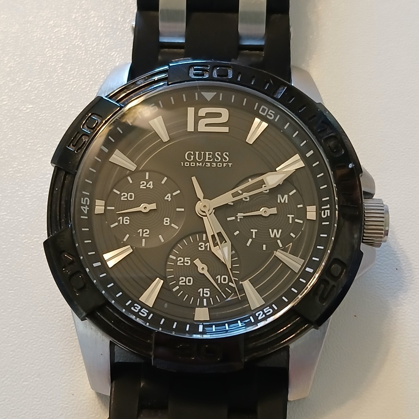 Guess Waterpro Men’s Watch U0366G1 Black Silicone Strap Multifunction 43mm